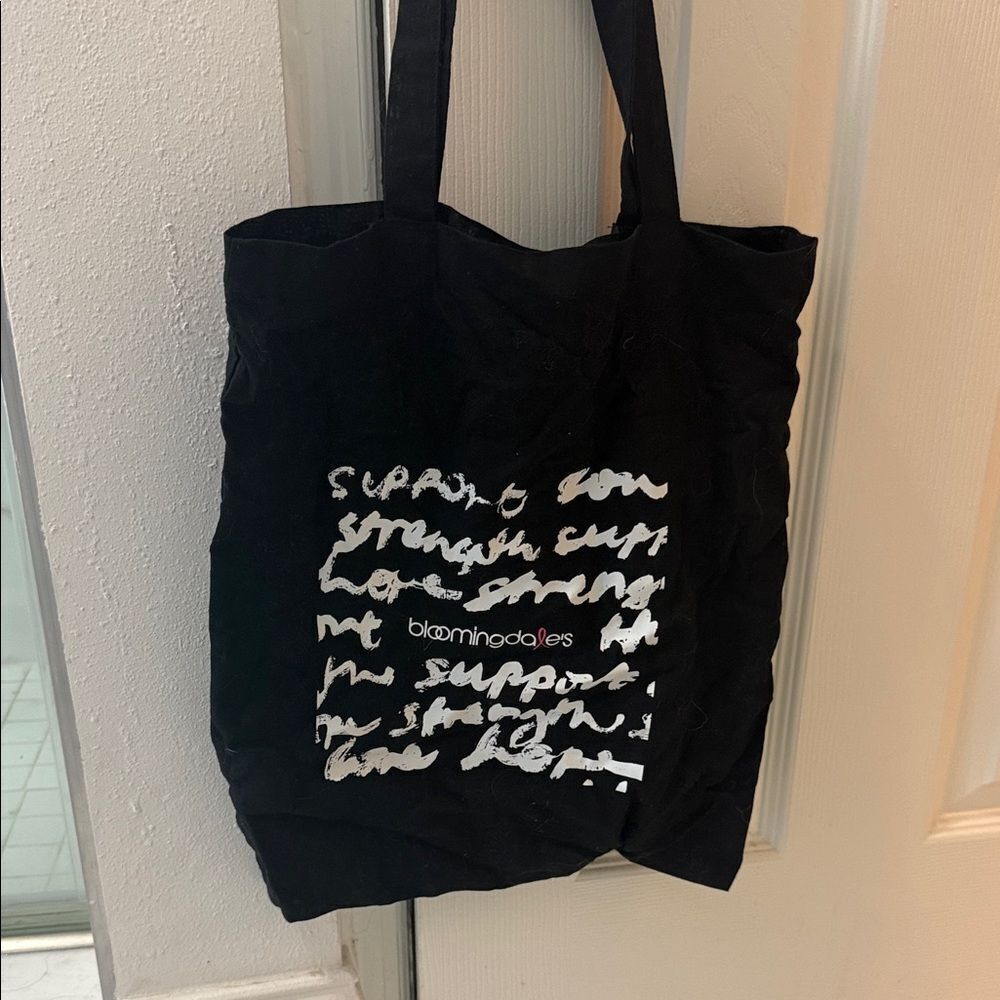 Bloomingdale's Black Graphic Tote Lightweight Breast Cancer Tote NEW - Small